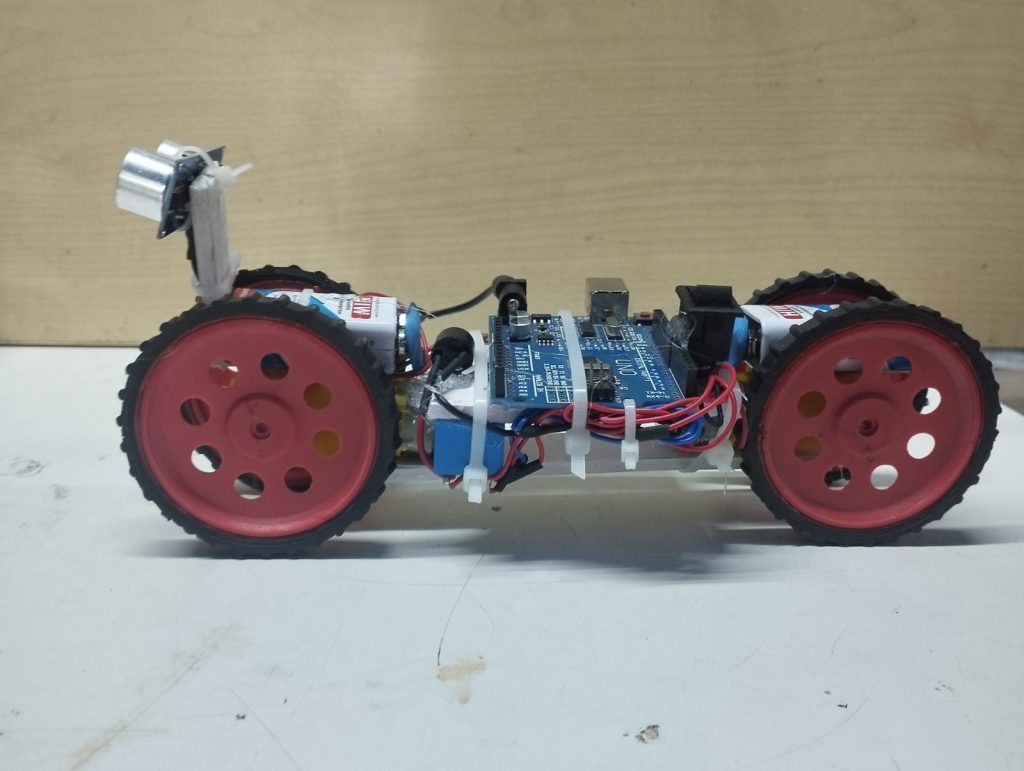 Obstacle avoidance robot using Arduino - Electrosal